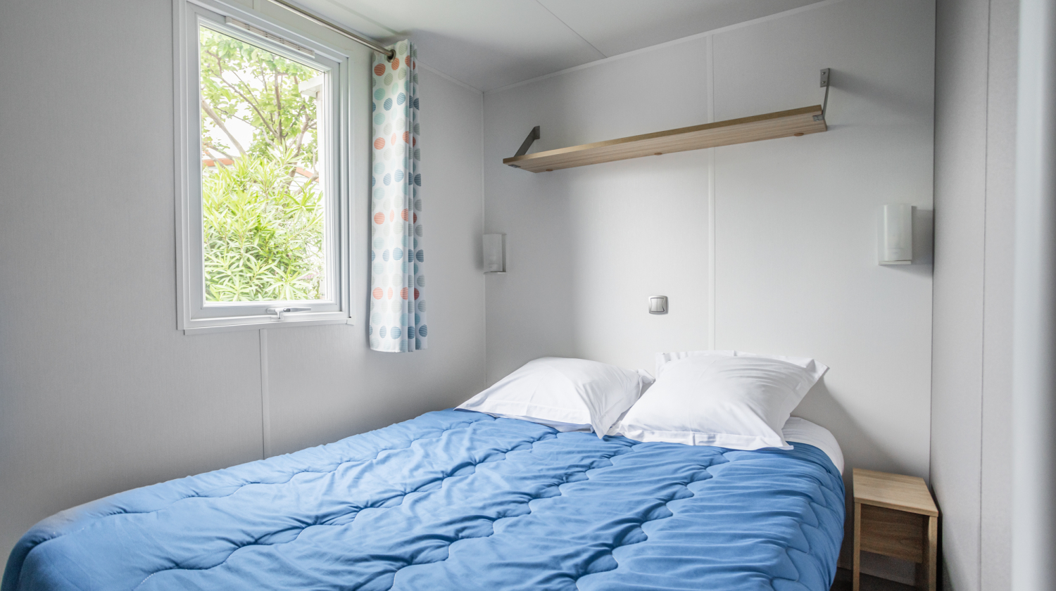 mobil-home-milady-premium-chambre-parentale-biarritz-camping-1